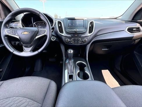 Used 2021 Chevrolet Equinox LT FWD image 21