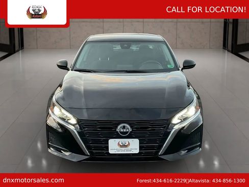 Used 2024 Nissan Altima 2.5 SV image 8