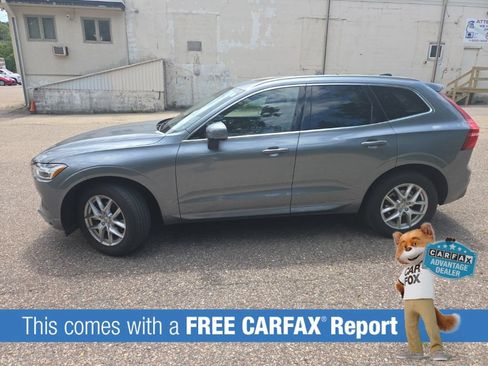 Used 2020 Volvo XC60 T5 Momentum w/ Protection Package AWD/4WD image 2