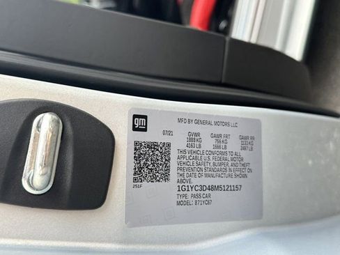 Used 2021 Chevrolet Corvette Stingray Premium Conv w/ Z51 Performance Package image 27