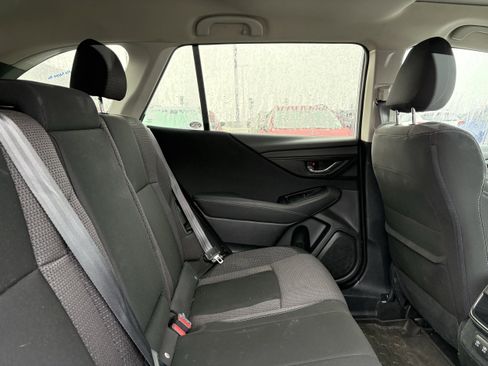 Used 2021 Subaru Outback Premium image 11