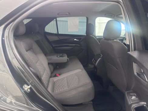Used 2018 Chevrolet Equinox LT AWD/4WD image 11