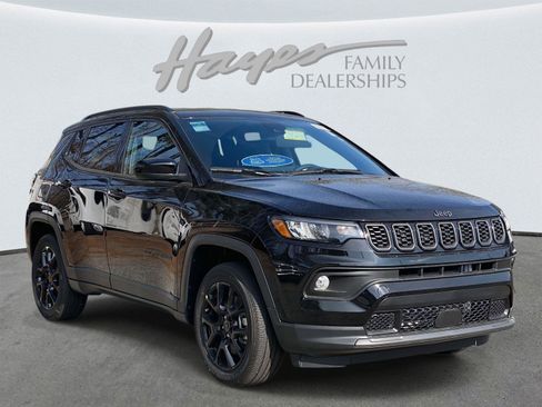 New 2026 Jeep Compass Latitude image 2