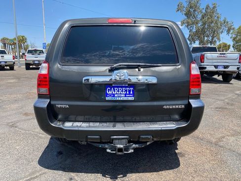 Used 2007 Toyota 4Runner SR5 RWD image 12