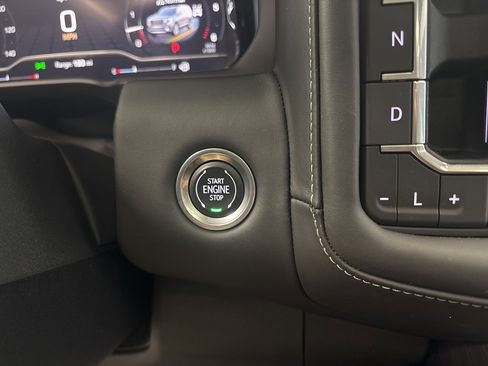 Used 2023 GMC Yukon XL Denali Ultimate w/ LPO, Floor Liner Package image 30