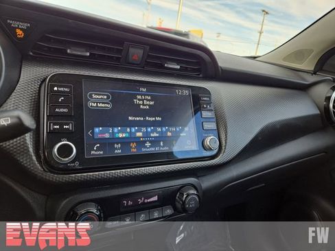 Used 2021 Nissan Kicks SV w/ Interior Electronics Package image 7