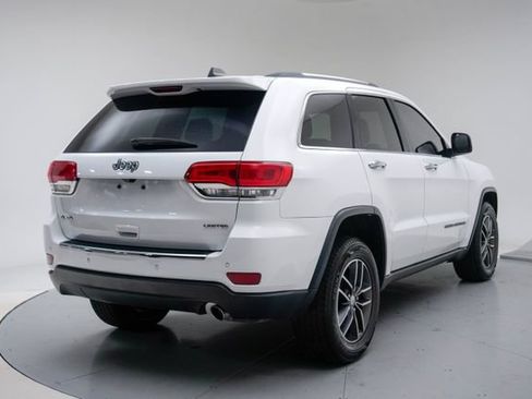 Used 2018 Jeep Grand Cherokee Limited AWD/4WD image 25