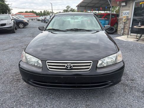Used 2000 Toyota Camry CE w/ Value Pkg 1 FWD image 1