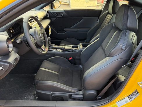 New 2026 Toyota GR86 YUZU Limited w/ GR Aero Kit image 17