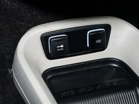 Used 2019 Chrysler Pacifica Touring-L Plus w/ Advanced Safetytec Group image 23