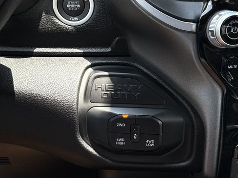 Used 2025 RAM 2500 Big Horn AWD/4WD image 21