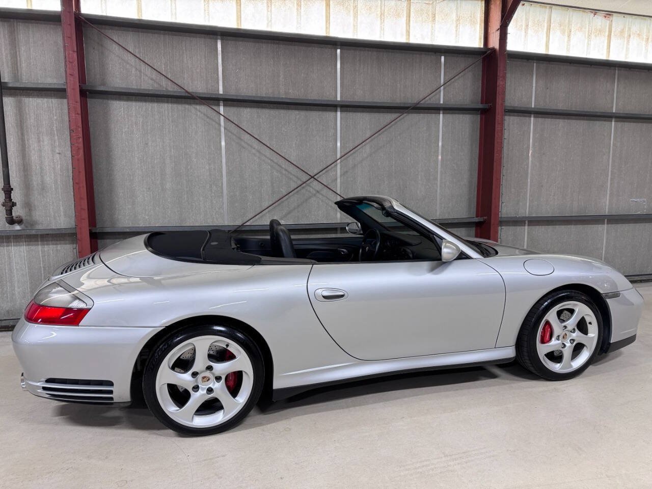 Used 2004 Porsche 911 Carrera 4S AWD/4WD image 38