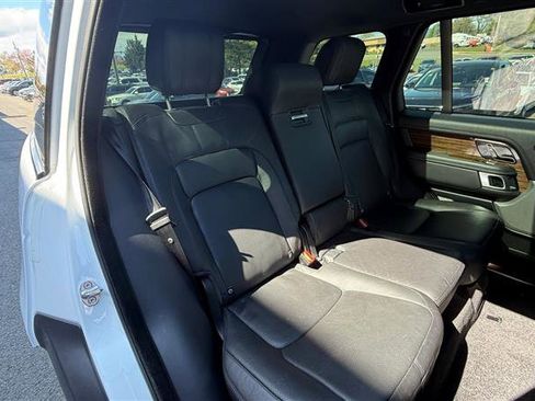 Used 2018 Land Rover Range Rover Supercharged image 15