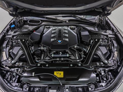 Used 2025 BMW 760i xDrive w/ Executive Package AWD/4WD image 79