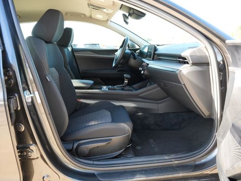 Used 2025 Kia K5 LXS image 25