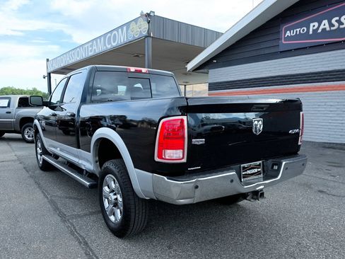 Used 2015 RAM 2500 Laramie w/ Convenience Group AWD/4WD image 3