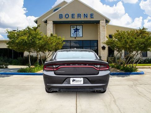 Used 2023 Dodge Charger SXT image 4