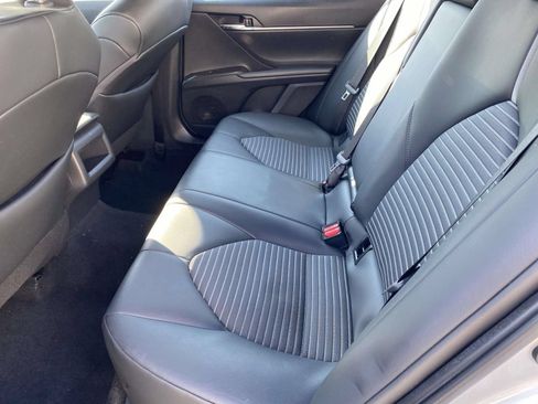 Used 2024 Toyota Camry SE FWD image 11