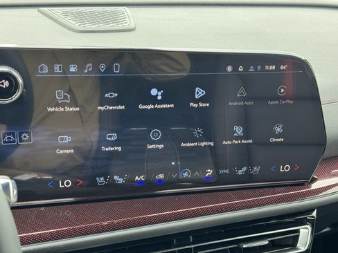 New 2026 Chevrolet Traverse RS w/ LPO, Floor Liner Package AWD/4WD image 26