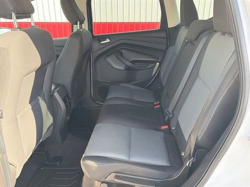 Used 2019 Ford Escape SE image 36