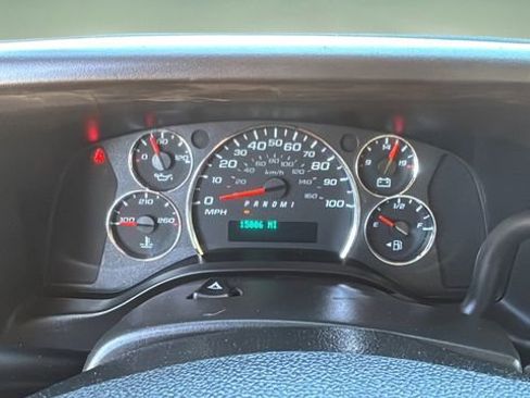 Used 2023 Chevrolet Express 3500 Work Van w/ Power Convenience Package image 15