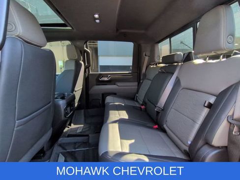 Used 2024 Chevrolet Silverado 2500 ZR2 w/ Technology Package AWD/4WD image 27