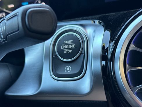 New 2026 Mercedes-Benz GLB 250 image 21