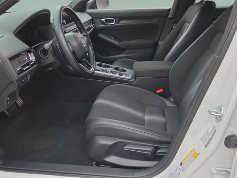 Used 2023 Honda Civic Sport image 7