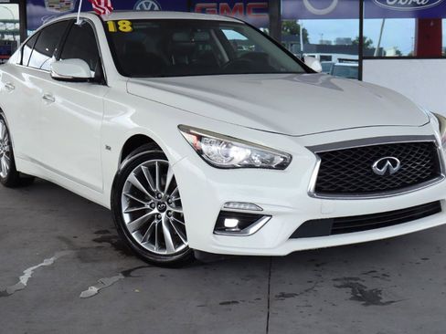 Used 2019 INFINITI Q50 Luxe RWD image 2