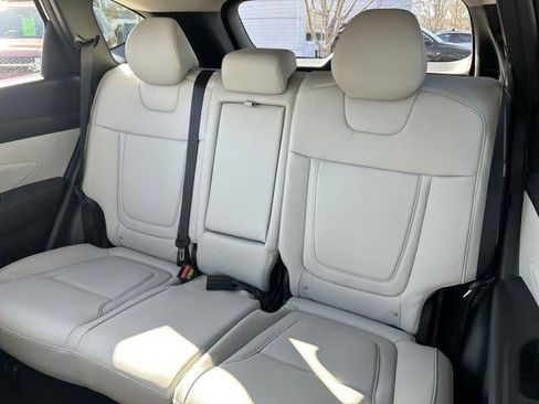 Used 2025 Hyundai Tucson SEL image 44