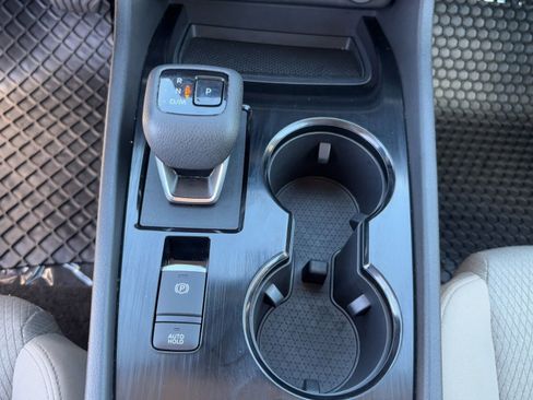 Used 2025 Nissan Rogue SV image 27