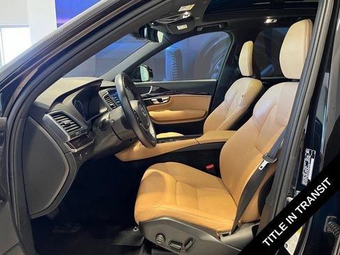 Used 2019 Volvo XC90 T6 Momentum w/ Protection Package AWD/4WD image 2