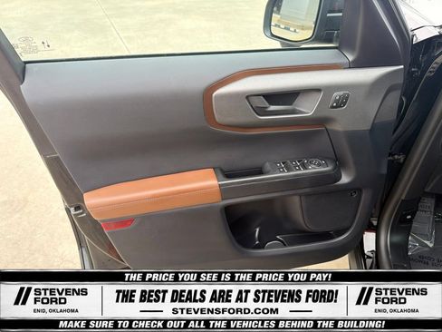 Used 2025 Ford Bronco Sport Outer Banks w/ Outer Banks Tech Package+ AWD/4WD image 21
