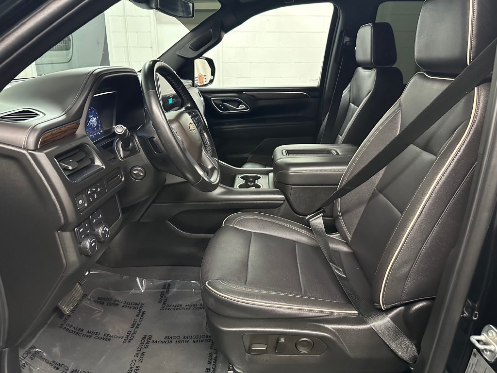 Used 2023 Chevrolet Tahoe Premier AWD/4WD image 18