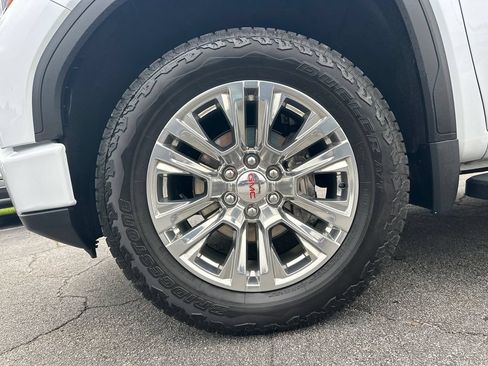 Used 2026 GMC Sierra 1500 Denali AWD/4WD image 12