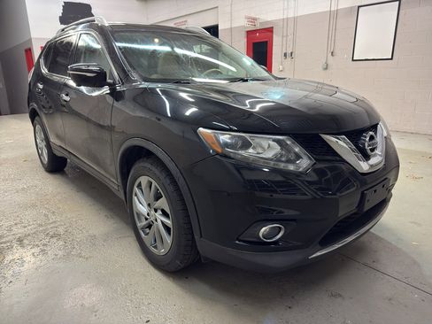 Used 2014 Nissan Rogue SL w/ SL Premium Package image 1