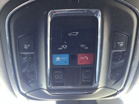 Certified 2023 Jeep Grand Cherokee L Laredo w/ Luxury Tech Group I AWD/4WD image 24