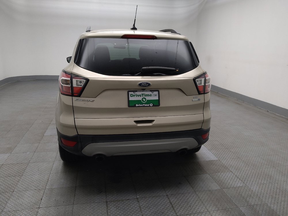 Used 2018 Ford Escape SE w/ SE Sync 3 Package AWD/4WD image 6