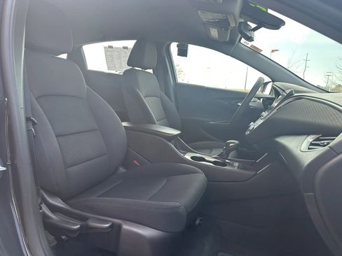 Used 2022 Chevrolet Malibu LS FWD image 10