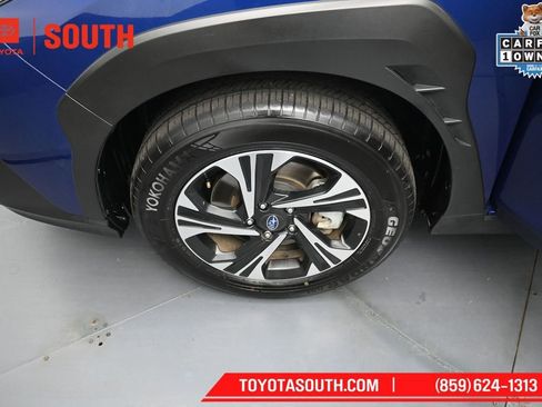 Used 2025 Subaru Crosstrek 2.5i Premium AWD/4WD image 34