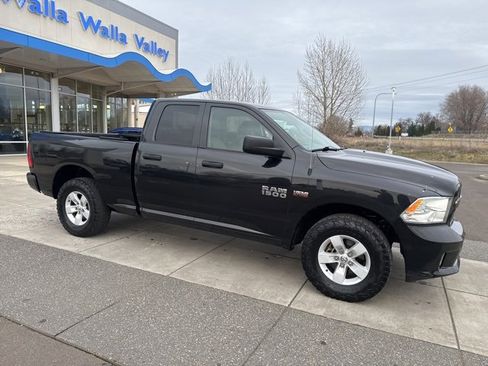 Used 2017 RAM 1500 Express image 2