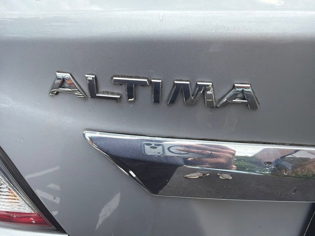 Used 2015 Nissan Altima 2.5 SV FWD image 8