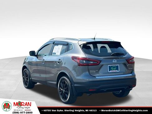Used 2021 Nissan Rogue Sport SV AWD/4WD image 3