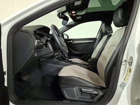 Used 2021 Volkswagen Jetta R-Line FWD image 15