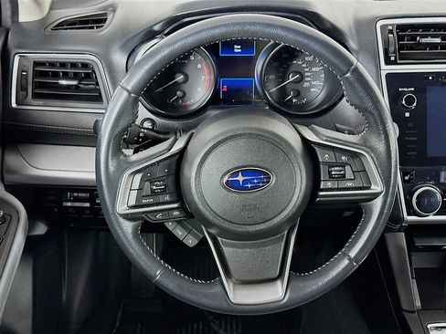Used 2019 Subaru Outback 2.5i Premium image 18