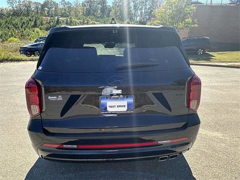 New 2025 Hyundai Palisade Calligraphy image 4