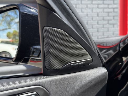 Used 2020 BMW X6 xDrive40i w/ Executive Package image 12