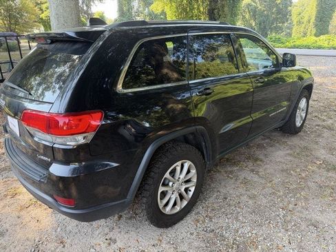 Used 2014 Jeep Grand Cherokee Laredo w/ 18" Wheel & 8.4" Radio Group RWD image 4