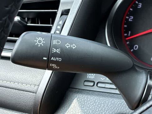 Used 2024 Toyota Camry XSE FWD image 27