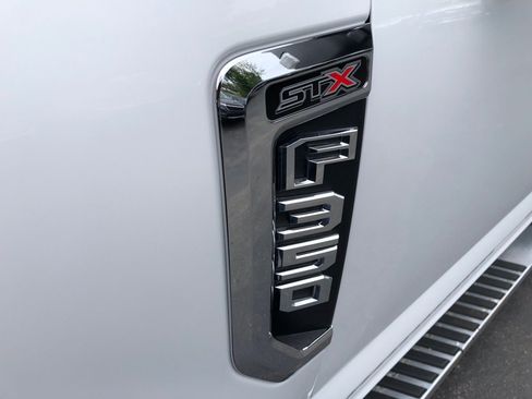 Used 2020 Ford F350 XL w/ STX Appearance Package AWD/4WD image 12